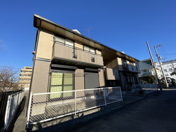 サティ宝殿の物件外観写真